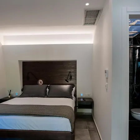 Sylvia & Luxury Lejlighedshotel 4*