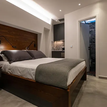 Sylvia & Luxury Aparthotel Litochoro