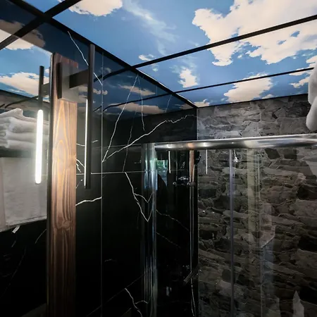 Aparthotel Sylvia & Luxury Litochoro