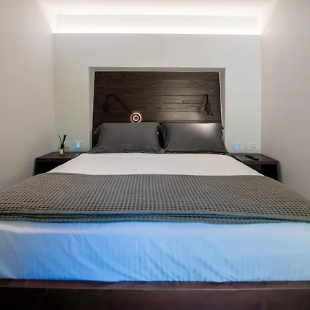 Sylvia & Luxury Aparthotel Litochoro
