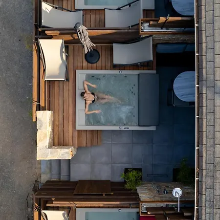 Aparthotel Sylvia & Luxury Litochoro