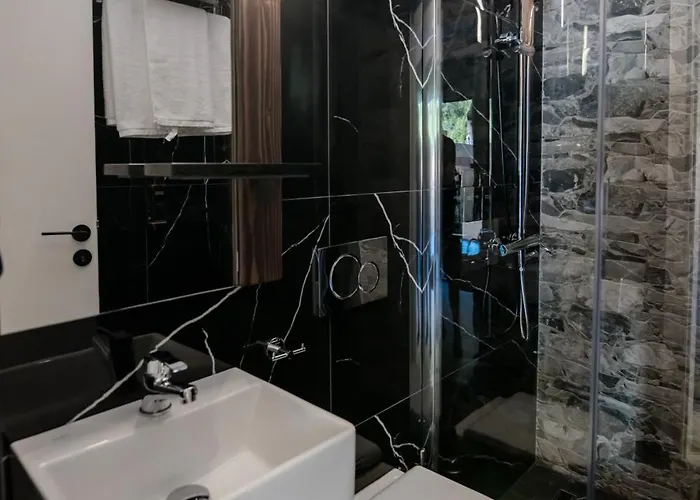 Sylvia & Luxury Suites, Panel Hospitality Homes & Aparthotel Litochoro