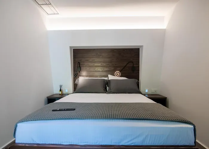 Sylvia & Luxury Suites, Panel Hospitality Homes & 4*