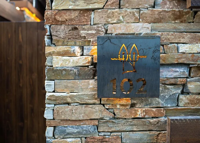 Sylvia & Luxury Suites, Panel Hospitality Homes & Aparthotel 4*