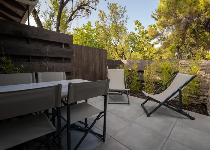 Sylvia & Luxury Suites, Panel Hospitality Homes & 4* Litochoro