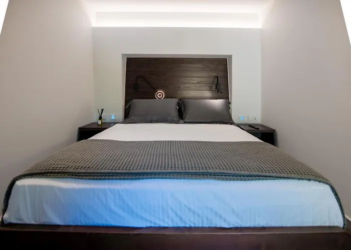 Sylvia & Luxury Suites, Panel Hospitality Homes & Aparthotel Litochoro