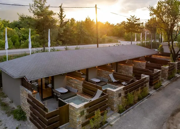 Sylvia & Luxury Suites, Panel Hospitality Homes & Aparthotel 4*