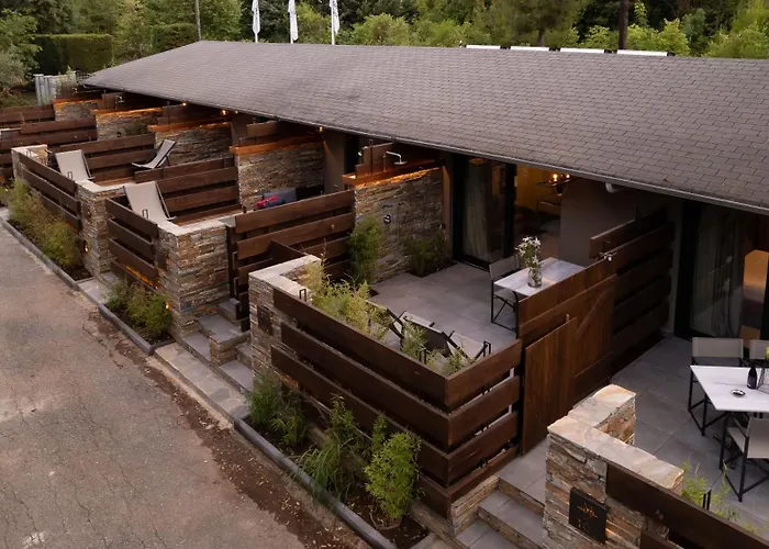 Sylvia & Luxury Suites, Panel Hospitality Homes & Aparthotel 4*